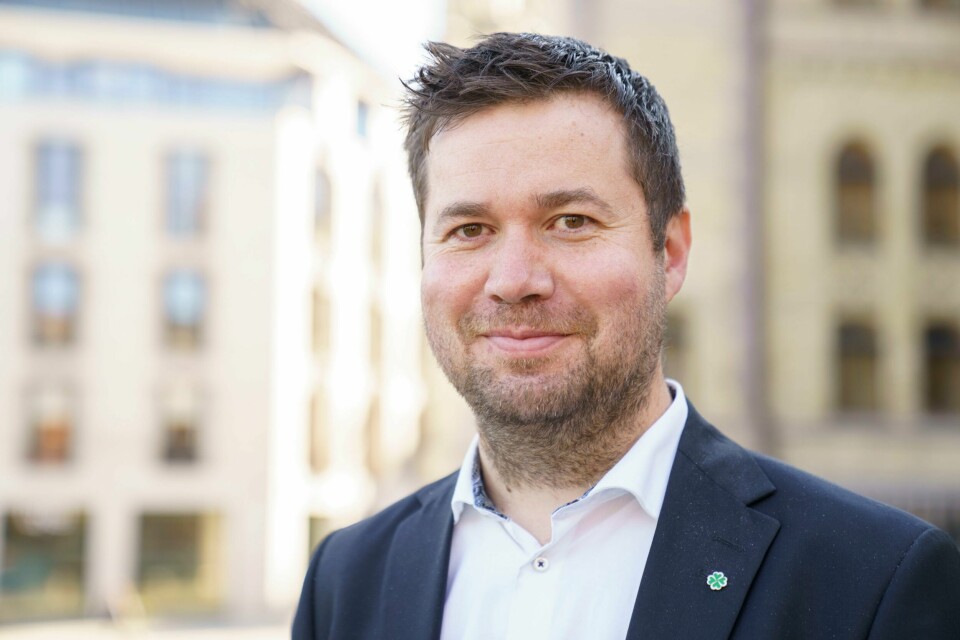 Geir Pollestad Geir Pollestad (Sp) blir parlamentarisk nestleder og går dermed ikke inn i den nye regjeringen.Foto: Torstein Bøe / NTB