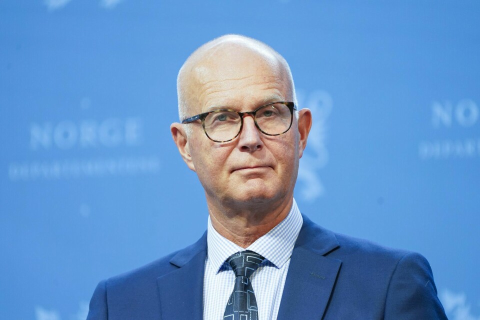 Helsedirektør Bjørn Guldvog. Oslo 20210908. Helsedirektør Bjørn Guldvog holder pressekonferanse om koronasituasjonen i Norge sammen med vdelingsdirektør i Folkehelseinstituttet Line Vold og helseminister Bent Høie.Foto: Torstein Bøe / NTB