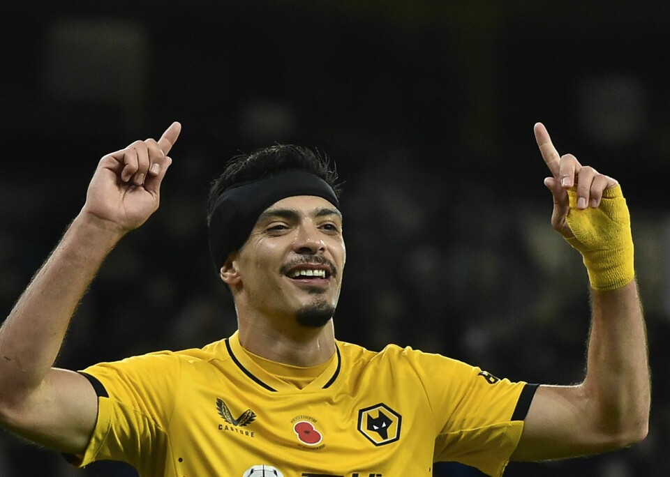 Raúl Jiménez feirer etter 2-0-målet for Wolverhampton mot Everton. Raúl Jiménez feirer etter 2-0-målet for Wolverhampton mot Everton. Foto: Rui Vieira / AP / NTB