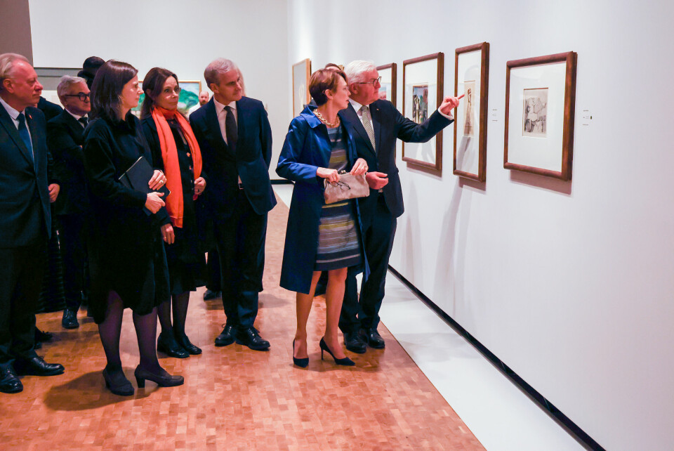 Tysklands president Frank-Walter Steinmeier hans kone Elke Büdenbender og statsminister Jonas Gahr Støre med sin kone Marit Slagsvold på omvisning i Munch-museet Tysklands president Frank-Walter Steinmeier hans kone Elke Büdenbender og statsminister Jonas Gahr Støre med sin kone Marit Slagsvold på omvisning i Munch-museet. Foto: Beate Oma Dahle / NTB