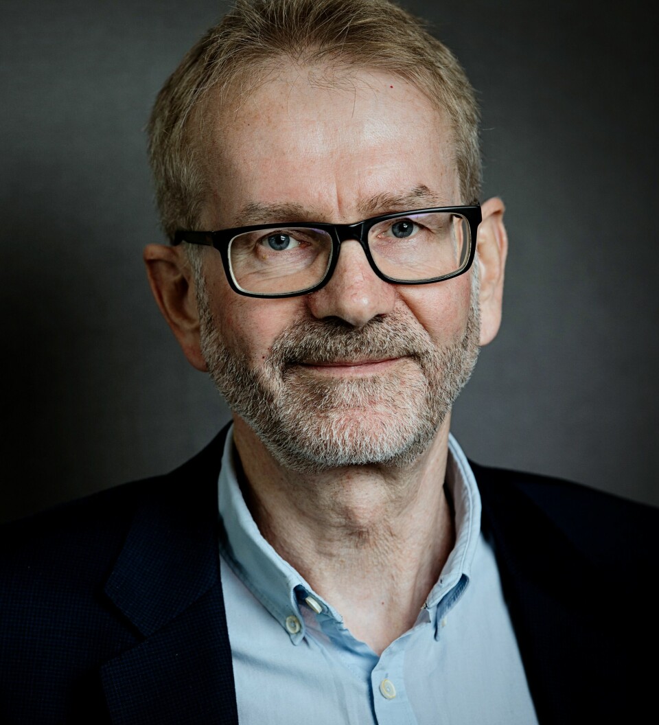 Lars Winsvold fra advokathuset Justisia er leder for Advokatforeningen Østfold og Follo krets Portrett av advokat Lars Winsvold, i dress og blå skjorte