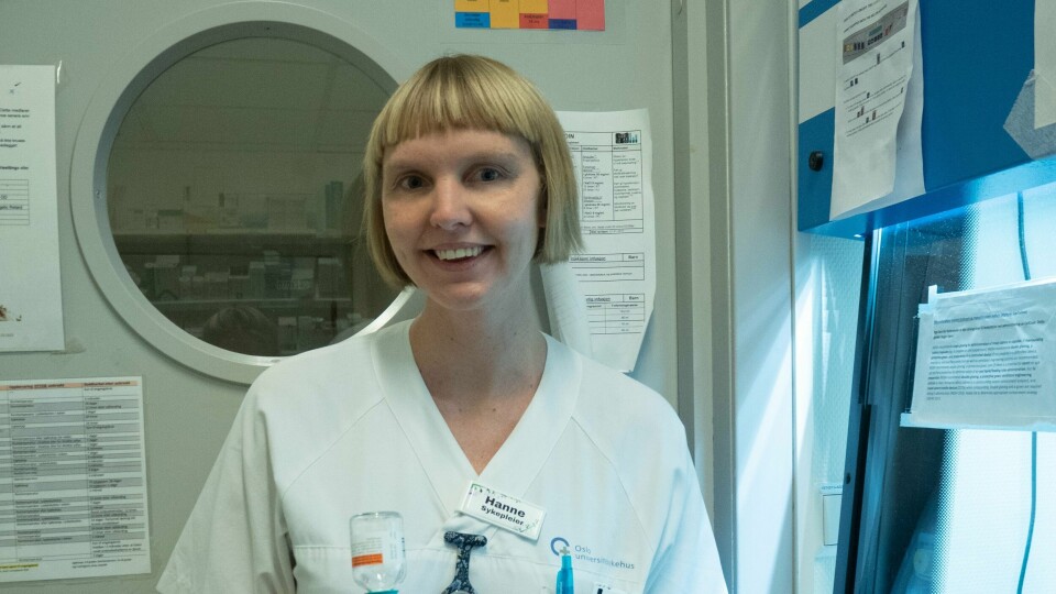 Sykepleier Hanne Erøy fikk bivirkninger av dose 1 og 2 og lurte på om hun trengte dose 3. Sykepleier Hanne Erøy fikk bivirkninger av dose 1 og 2 og lurer på om hun trenger dose 3.