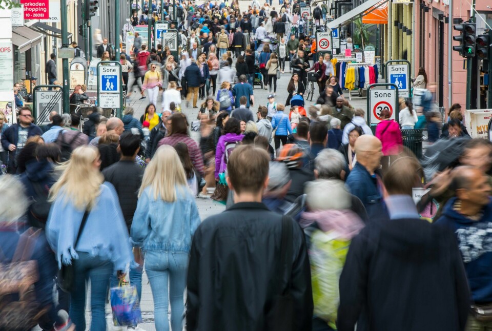 Arbeidsmarkedet ble noe svekket i april, ifølge Arbeidskraftundersøkelsen til SSB. Det blir stadig flere av oss – til tross for økt antall dødsfall. Illustrasjonsfoto: Vidar Ruud / NTB