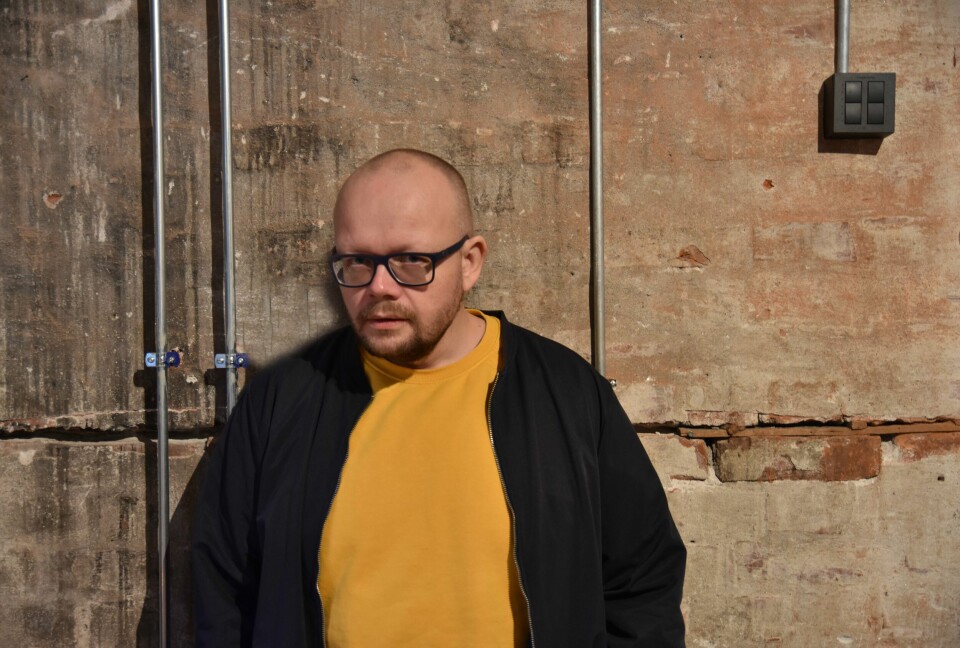 Bjørn Hatterud er kurator, musiker, utvalgsmedlem, prisvinnende forfatter – og nå også gjesteredaktør for Samtiden, med nummeret «Det jævla mangfoldet». Bjørn Hatterud er kurator, musiker, utvalgsmedlem, prisvinnende forfatter – og nå også gjesteredaktør for Samtiden, med nummeret «Det jævla mangfoldet».
