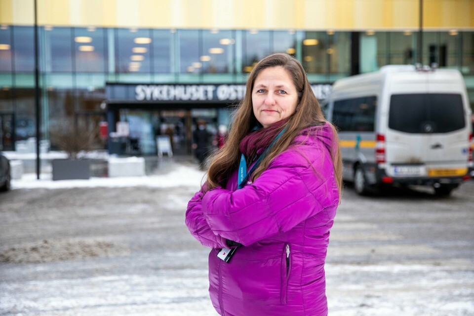 Anita Talåsen Granli, foretakstillitsvalgt for Norsk Sykepleierforbund, forteller om et enormt arbeidspress for mange ansatte på Sykehuset Østfold. Situasjonen har aldri vært mer krevende enn nå, mener hun. Anita Talåsen Granli, foretakstillitsvalgt for Norsk Sykepleierforbund, forteller om et enormt arbeidspress for mange sykepleiere på Sykehuset Østfold. Situasjonen har aldri vært mer krevende enn nå, mener hun.