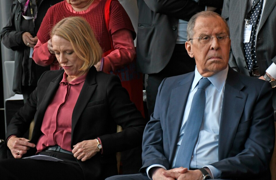 Utenriksminister Anniken Huitfeldt sammen med Russlands utenriksminister Sergej Lavrov. Utenriksminister Anniken Huitfeldt sammen med Russlands utenriksminister Sergej Lavrov.