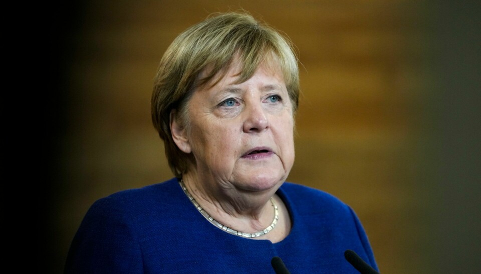 Angela Merkel har vært tysk statsminister i 16 år og nyter større respekt enn de fleste andre ledere i verden. Tyskland innfører strenge tiltak for uvaksinerte etter økt smitte. Foto: Markus Schreiber / AP / NTB