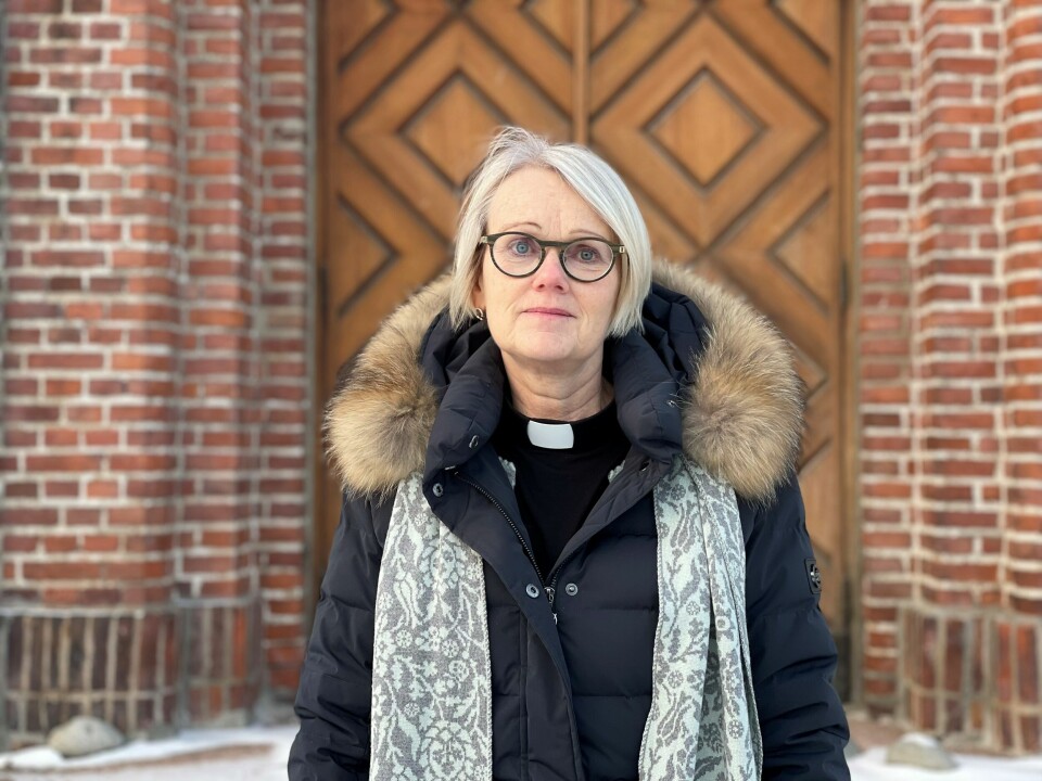 Sogneprest Audhild Kaarstad i Svelvik kirke. Sogneprest Audhild Kaarstad i Svelvik