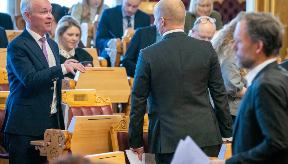 Kontrollkomiteen ber om innsyn i hva forgjengeren Jan Tore Sanner (H) drev med. Finansminister Trygve Slagsvold Vedum (Sp) sier nei. Kontrollkomiteen ber om innsyn i hva forgjengeren Jan Tore Sanner (H) drev med. Finansminister Trygve Slagsvold Vedum (Sp) sier nei.