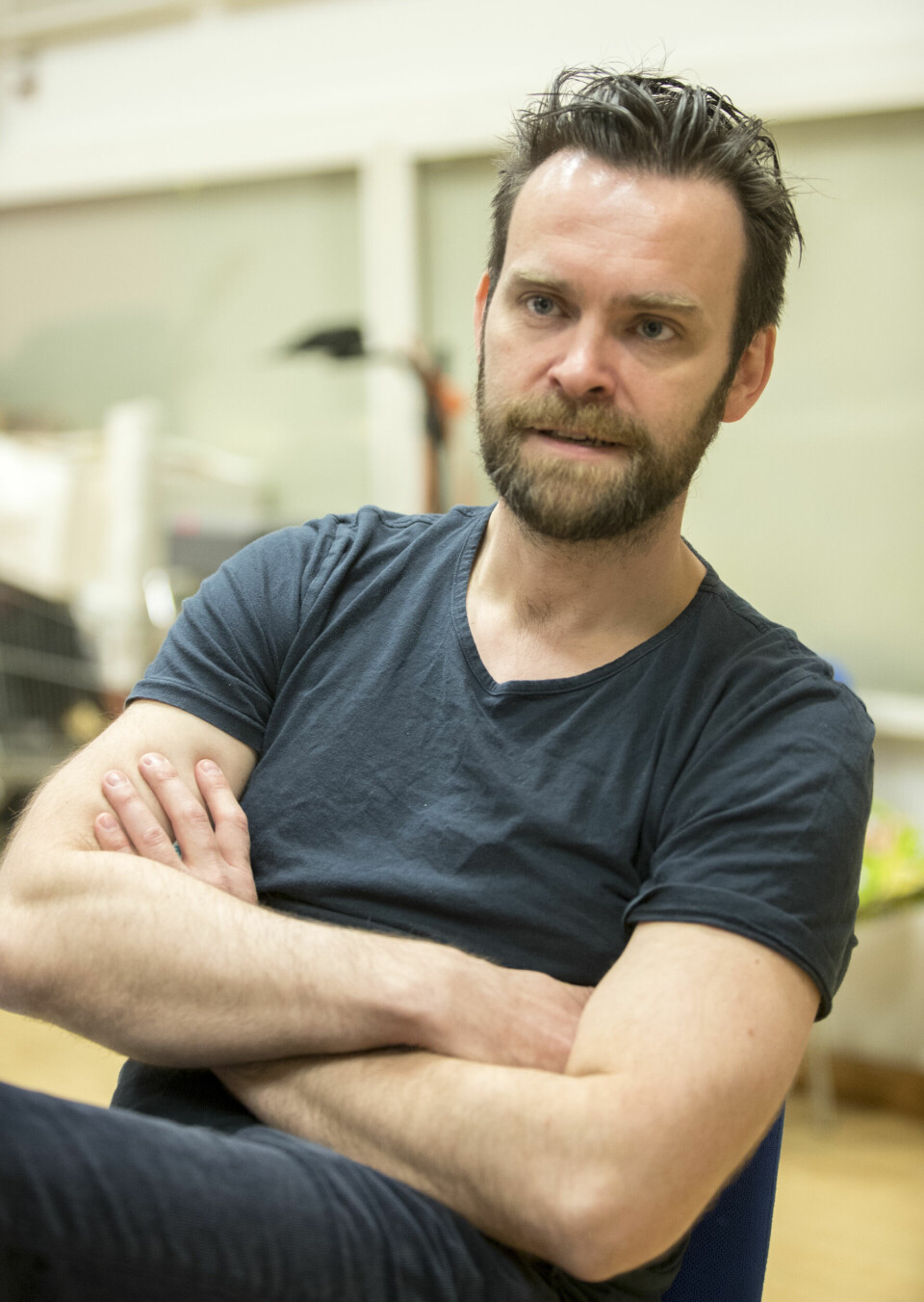 Regissør Vidar Magnussen, her fotografert før «antallbegrensning» og «kohort» og «avlyst» ble hverdagord i kulturnorge. Denne uka har hans «Orfeus i underverdenen» premiere på Operaen. Regissør Vidar Magnussen, her fotografert før «antallbegrensning» og «kohort» og «avlyst» ble hverdagord i kulturnorge. Denne uka har hans «Orfeus i underverdenen» premiere på Operaen.