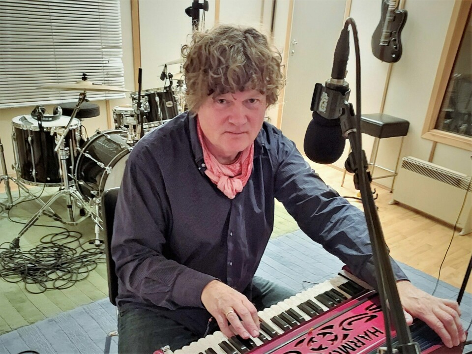 Haakon Ellingsen i studioet til Kyrre Fritzner. Haakon Ellingsen