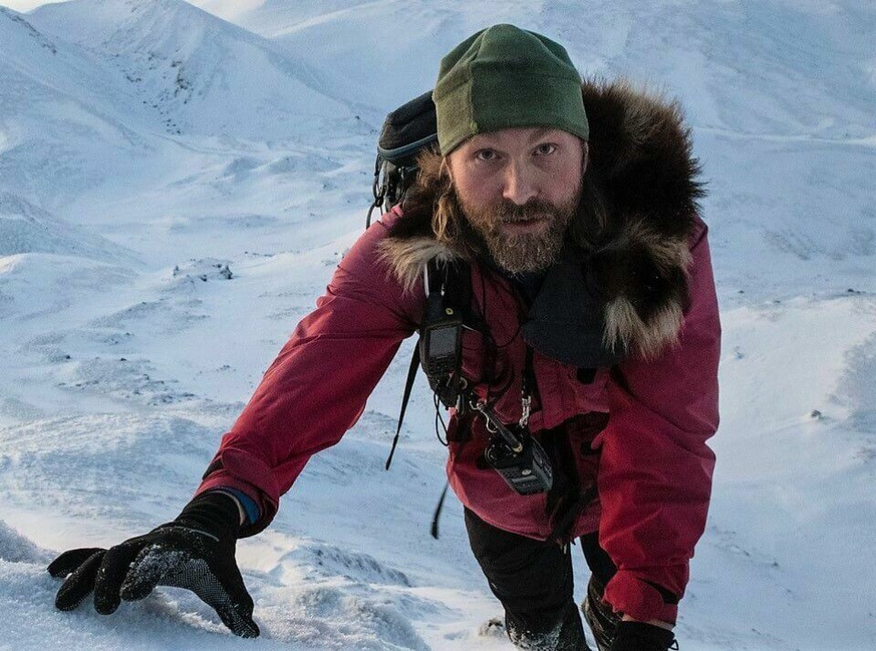 Randulf Valle er forfatter, podcaster og friluftsentusiast med stor innsikt i hvordan vi holder oss varme utendørs om vinteren. Randulf Valle