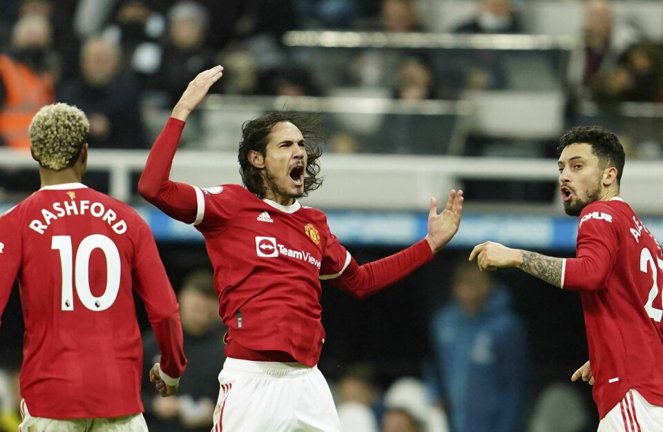 Edinson Cavani jubler for scoring i Manchester Uniteds 1-1-kamp mot Newcastle. Edinson Cavani jubler for scoring i Manchester Uniteds 1-1-kamp mot Newcastle. Foto: Jon Super / AP / NTB
