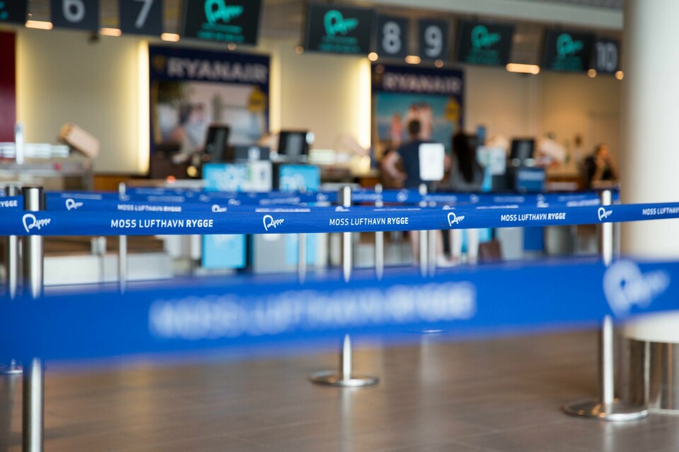 Lørdag lander det siste ruteflyet på Moss lufthavn Rygge. Tirsdag står de fleste ansatte uten jobb. Rygge Airport ønsker å videreføre driften til sommeren, men har ikke klart å overtale dagens eiere om å selge dem flyplassen.