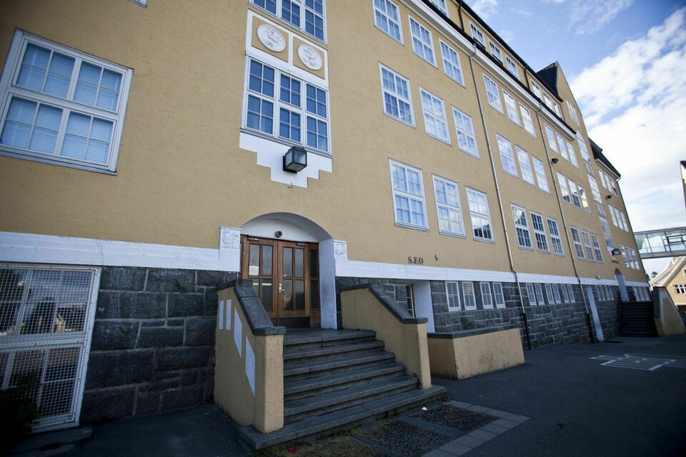 Nylund skole på Storhaug havnet i det nasjonale rampelyset etter det angivelige forsøket på å redigere «Deilig er jorden». Foto: Erik Holsvik