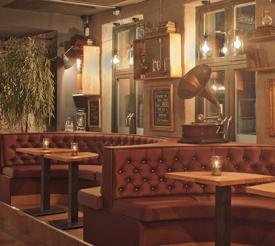 Ny Bar: Interiøret er klassisk. begge FOTO: Nedre Løkka Cocktailbar & Lounge Ny Bar: Interiøret er klassisk. begge FOTO: Nedre Løkka Cocktailbar & Lounge