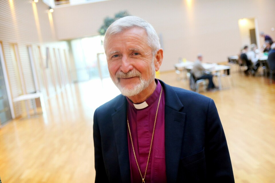 Biskop Erling Pettersen gir seg ved årsskiftet, etter syv år som biskop i Stavanger bispedømme. Fredag 9. desember blir det annonsert hvem som blir Pettersens etterfølger, og han håper den neste biskopen også vil bruke mye tid på møter mellom mennesker, og å bruke dialog som metode. FOTO: TONE HELENE OSKARSEN