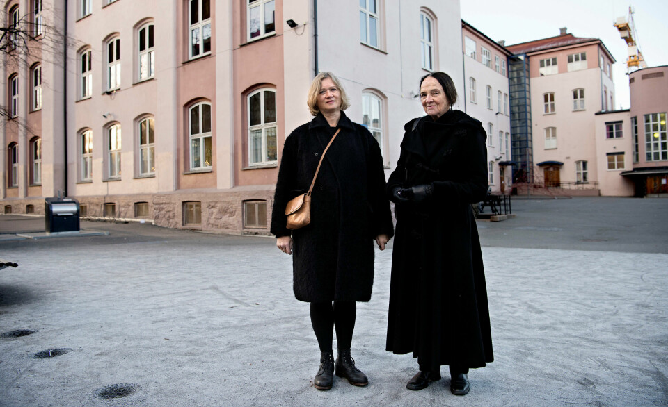 Arkitekt Gro Lauvland og forfatter Elisabeth Aasen mener Ruseløkka skole bør stå. Arkitekt Gro Lauvland og forfatter Elisabeth Aasen mener Ruseløkka skole bør stå.
