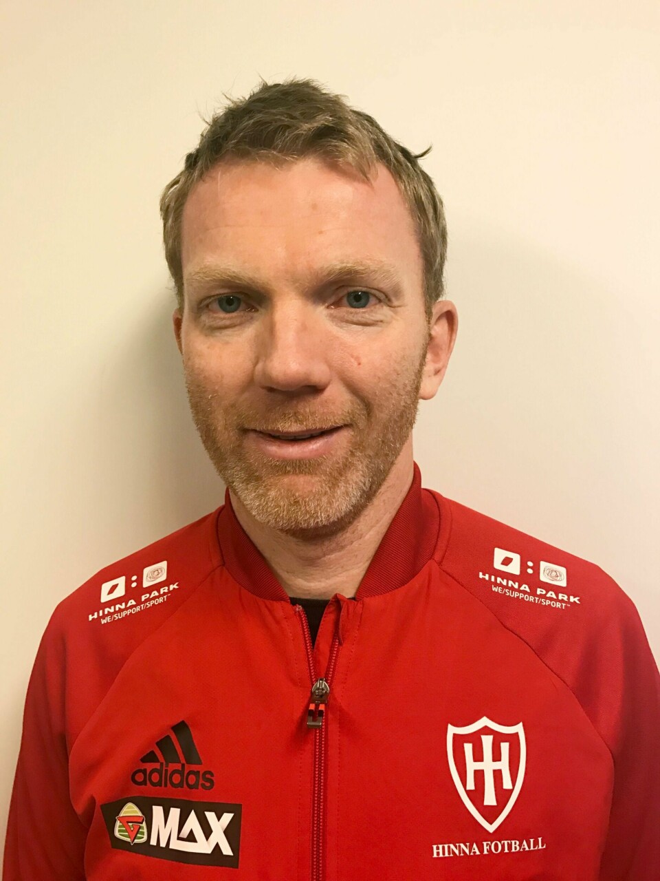 Richard Bjerga tar over som hovedtrener i Hinna etter Jørn Øvrebø som ga seg etter årets sesong. Foto: Hinna FK.