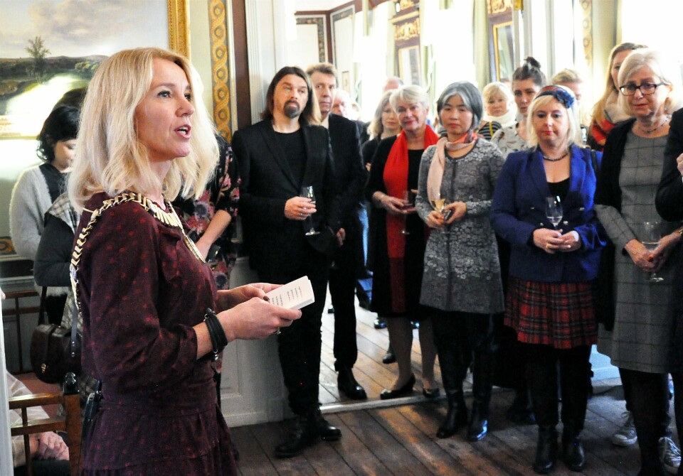 Stavanger-s ordfører Christine Sagen Helgø holder den tradisjonelle nyttårstalen på Ledaal. Foto: Stein Roger Fossmo