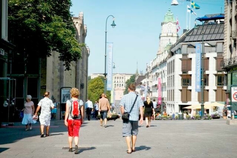 Karl Johans gate og Stortinget (t.v.) og Slottet kan være mulige terrormål. Krisepsykolog Unni Marie Heltne advarer imidlertid mot verdreven frykt. FOTO: HEIKO JUNGE/NTB SCANPX