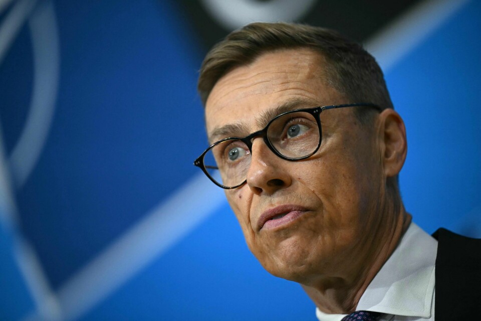 Alexander Stubb er ikke urolig over utviklingen ved finskegrensen. Finland's President Alexander Stubb speaks to the press during the NATO 75th anniversary summit at the Walter E. Washington Convention Center in Washington, DC, on July 11, 2024. (Photo by Drew ANGERER / AFP)