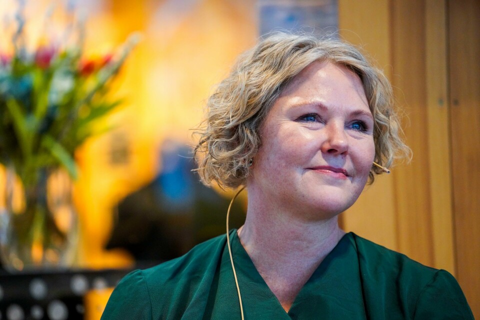 – Vi trenger fisk for bosetting og sysselsetting i Nord-Norge, særlig i Finnmark, sier utviklingsminister Anne Beathe Tvinnereim (Sp). Hun vil gjeninnføre leveringsplikten for de store trålerne. Utviklingsminister Anne Beathe Tvinnereim (Sp) sier at Norge vurderer om de skal bistå jordanske myndigheter med flydropp av nødhjelp til Gazastripen. Foto: Ole Berg-Rusten / NTB