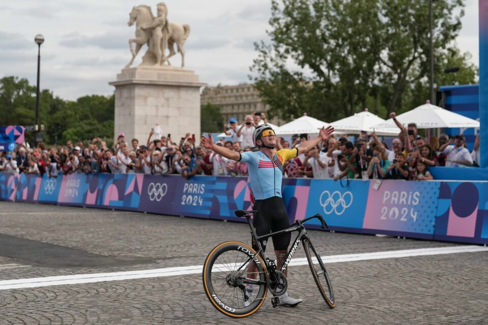 Remco Evenepoel tok et historisk OL-gull i Paris Remco Evenepoel tok et historisk OL-gull i Paris. Foto: Thibault Camus / AP Photo / NTB.