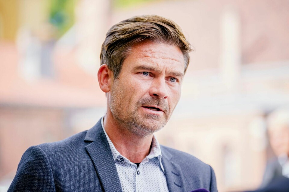LOs sjeføkonom Roger Bjørnstad måtte bare bekrefte at Rita Kolstad, Morten Risborg og mange andre ikke får AFP. Ny AFP er foreløpig lagt på is og det er både uklart om og når det blir noen endring. LOs sjeføkonom Roger Bjørnstad måtte bare bekrefte at Rita Kolstad, Morten Risborg og mange andre ikke får AFP. Ny AFP er foreløpig lagt på is og det er både uklart om og når det blir noen endring.