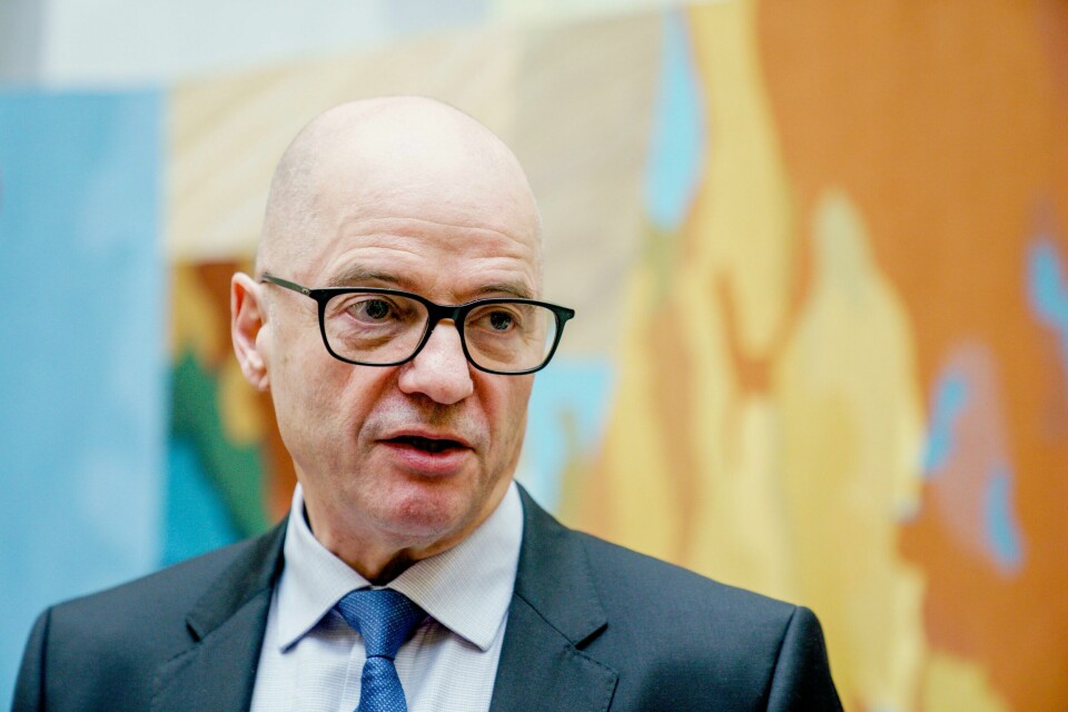 Senterpartiet har mottatt varsel om en 20 år gammel sak angående forsvarsminister Odd-Roger Enoksen. Arkivfoto: Forsvarsminister Odd-Roger Enoksen reiser likevel ikke til sikkerhetskonferansen i München, som pågår i helgen. Arkivfoto: Stian Lysberg Solum / NTB