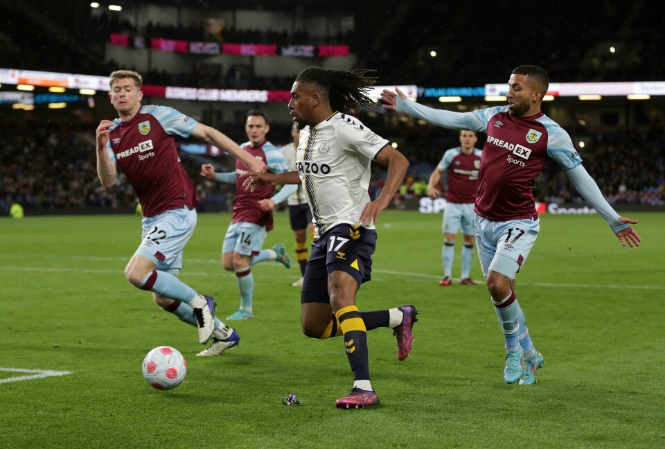 Alex Iwobi og Everton røk 2-3 borte mot Burnley onsdag. Alex Iwobi og Everton røk 2-3 borte mot Burnley onsdag. Foto: Richard Sellers/ PA / AP / NTB