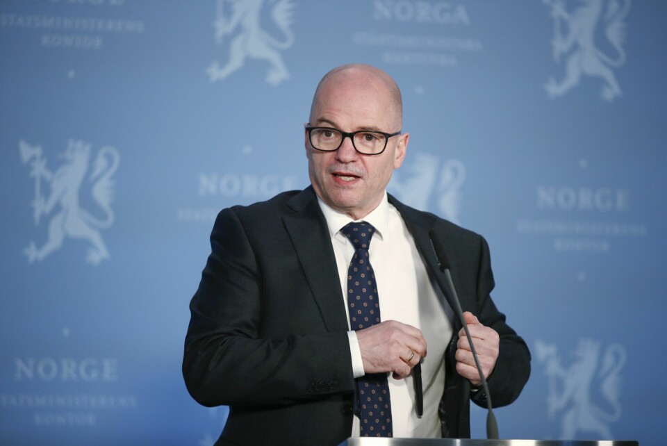 Forsvarsminister Odd Roger Enoksen (Sp) under pressekonferanse om status og tiltak i forsvarssektoren, dagen før han gikk av som statsråd. Odd Roger Enoksen (Sp) vil gå av som forsvarsminister. Foto: Javad Parsa / NTB