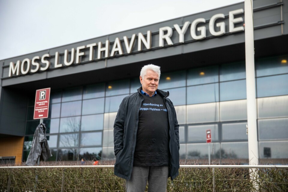 Tor-Magnus Seglsten samlet over 55.000 personer i Facebook-gruppa «Vi som ønsker Rygge Flyplass gjenåpnet». Likevel var ikke interessen stor nok til å opprette et aksjeselskap, som skulle jobbe for en gjenåpning. Tor-Magnus Seglsten har samlet over 55.000 personer i Facebook-gruppa «Vi som ønsker Rygge Flyplass gjenåpnet». Han håper deres engasjement smitter over på større næringsaktører.