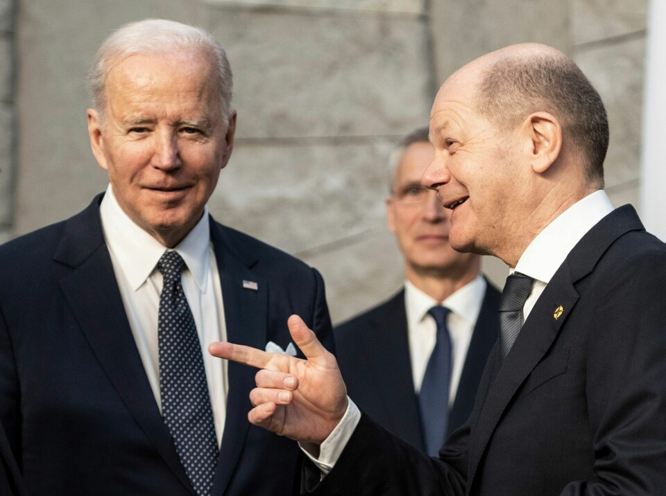 Arkivfoto: Joe Biden (til venstre) og Tysklands statsminister Olaf Scholz møttes på Nato-toppmøtet i mars. I mai er de to landene med på å arrangere toppmøte om veien ut av koronapandemien. Joe Biden (til venstre) og Tysklands statsminister Olaf Scholz møttes på Nato-toppmøtet i mars. I mai er de to landene med på å arrangere toppmøte om veien ut av koronapandemien. Arkivfoto: Michael Kappeler / DPA / AP / NTB