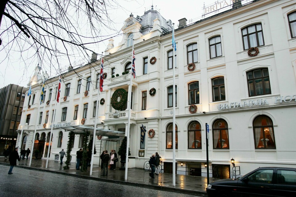 Britannia Hotel i Trondheim er blant flere hoteller i Trøndelag, Vestland og Troms og Finnmark som kan bli rammet av en eventuell streik. Britannia Hotel i Dronningens gate i Trondheim stenger på grunn av skjenkeforbudet.Foto: Gorm Kallestad / NTB