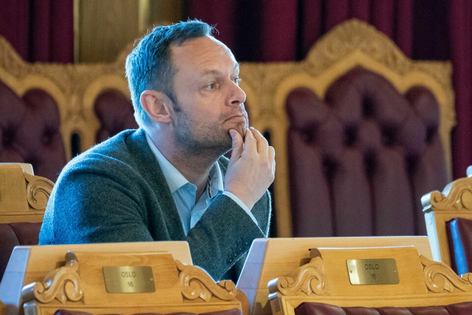 Torgeir Knag Fylkesnes (SV) mener en felles nordisk forsvarsallianse vil gjøre det mulig for Norge på sikt å gå ut av Nato. Torgeir Knag Fylkesnes (SV) mener en felles nordisk forsvarsallianse vil gjøre det mulig for Norge på sikt å gå ut av Nato.Foto: Terje Pedersen / NTB