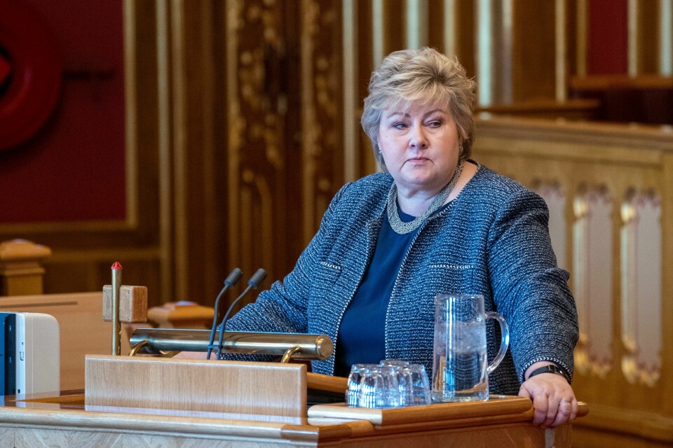 Høyres leder Erna Solberg avviser at det er grunn til å kritisere hvordan regjeringen jobbet under pandemien. Flere interne rapporter mener regjeringen detaljstyrte for mye. Høyres leder Erna Solberg avviser at det er grunn til å kritisere hvordan regjeringen jobbet under pandemien. Flere interne rapporter mener regjeringen detaljstyrte for mye. Foto: Terje Pedersen / NTB