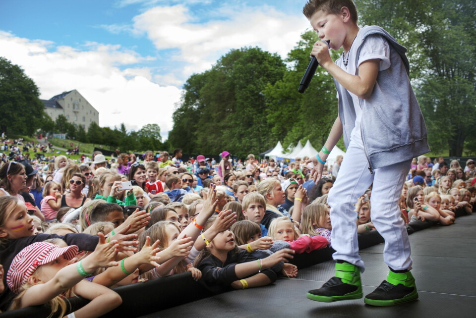 Miniøya 2013, med Marcus og Martinus på hovedscenen Miniøya 2013, med Marcus og Martinus på hovedscenen