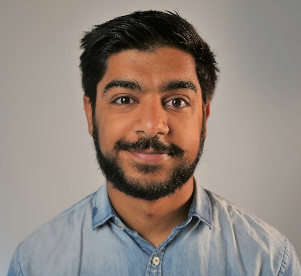 Informasjonsansvarlig for Islamsk råd Norge, Mustafa Mahmood sier at mange forstår ikke hvorfor muslimer provoseres av Koran-brenning da de ikke har forståelse for hva det ytrer. Koran-brenning må ikke forstås som en isolert 'ytring', men må forstås i lys av hva som formidles, hvem som formidler og med hvilken intensjon. Koran-brenning blir et symbol på muslimhat i en tid hvor muslimer i flere deler av verden lider under stadig mer omfattende og aggressiv islamofobi. Informasjonsansvarlig for Islamsk råd Norge, Mustafa Mahmood sier at mange forstår ikke hvorfor muslimer provoseres av Koran-brenning da de ikke har forståelse for hva det ytrer. Koran-brenning må ikke forstås som en isolert 'ytring', men må forstås i lys av hva som formidles, hvem som formidler og med hvilken intensjon. Koran-brenning blir et symbol på muslimhat i en tid hvor muslimer i flere deler av verden lider under stadig mer omfattende og aggressiv islamofobi.