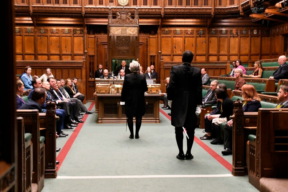 Den konservative parlamentarikeren Neil Parish ble fredag suspendert etter utuktig oppførsel i Underhuset. En konservativ parlamentariker er suspendert etter utuktig oppførsel i Underhuset. Foto: Jessica Taylor/UK Parliament via AP/NTB