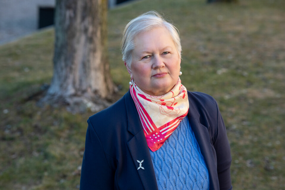 - Jeg setter spørsmålstegn ved om vi kan sette en prislapp på et liv, en mor, en kone og en datter, sier styreleder i Brystkreftforeningen, Ellen Harris Utne. - Jeg setter spørsmålstegn ved om vi kan sette en prislapp på et liv, en mor, en kone og en datter, sier styreleder i Brystkreftforeningen, Ellen Harris Utne.