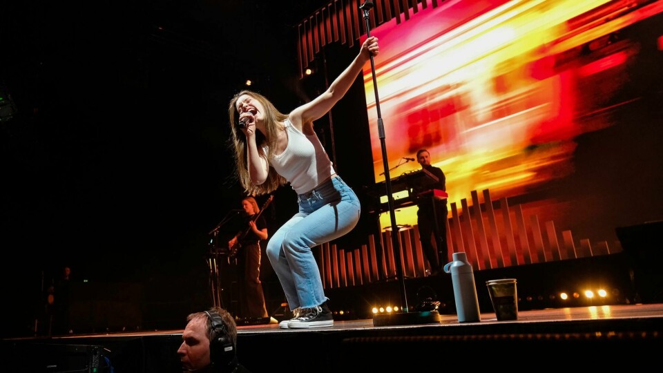Sigrid i Oslo Spektrum 6. mai, på utgivelsesdagen for albumet «How To Let Go». Sigrid