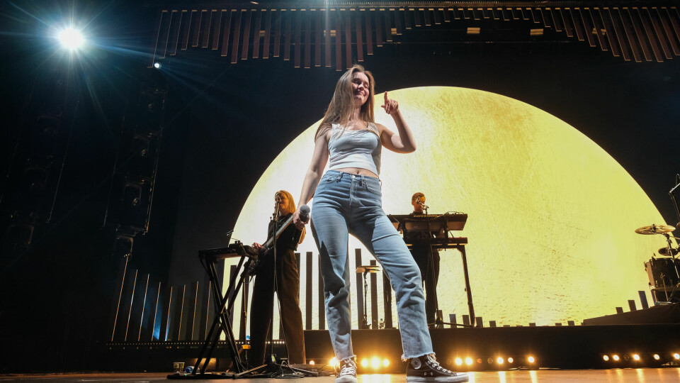 Sigrid Solbakk Raabe, eller bare Sigrid, trollbandt publikum i Oslo Spektrum. Sigrid