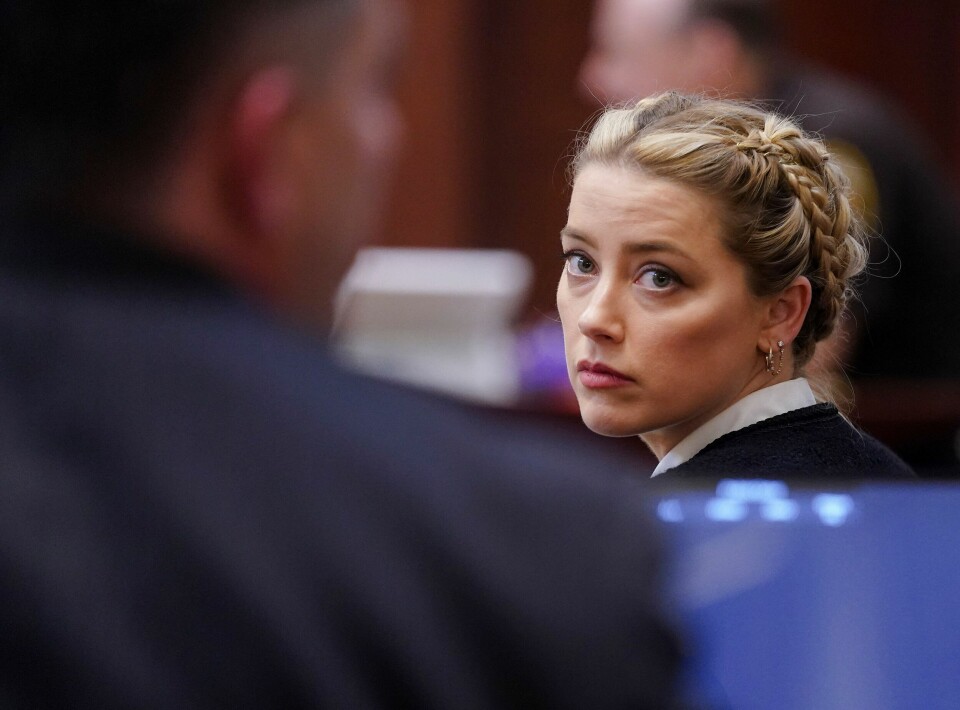 Amber Heard under rettsaken mot eksmannen Johnny Depp.