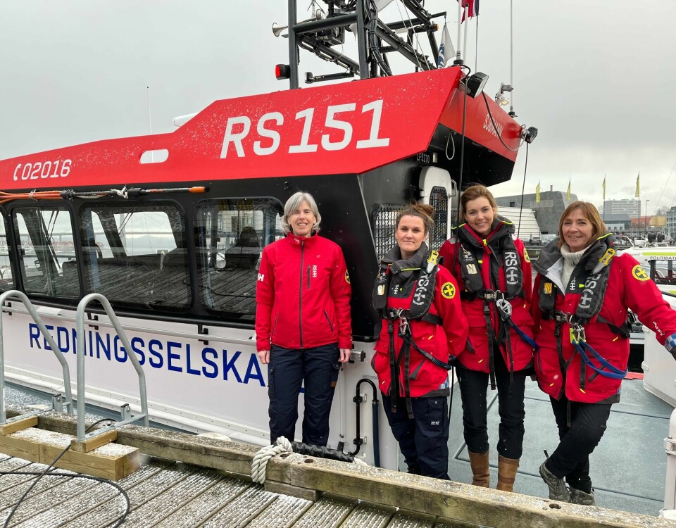 Fra venstre: Kristin Setterdahl, Therese Håvardstein, Julie Trommald og Hellen Andrews. Denne kvartetten bemannet redningsskøyten på kvinnedagen 2023. Fra venstre: Kristin Setterdahl, Therese Håvardstein, Julie Trommald og Hellen Andrews. Denne kvartetten bemannet redningsskøyten på kvinnedagen 2023.