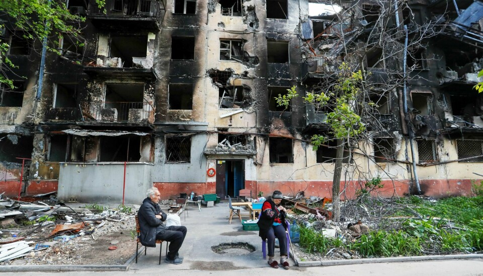 På bildet: Rundt 80 prosent av alle boliger i den ukrainske havnebyen Mariupol er ødelagt i russiske angrep, ifølge lokale myndigheter. På bildet: Rundt 80 prosent av alle boliger i den ukrainske havnebyen Mariupol er ødelagt i russiske angrep, ifølge lokale myndigheter.