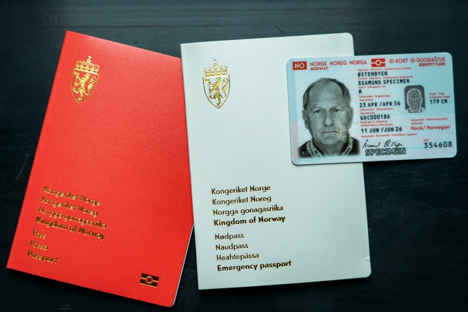 Stor pågang og problemer med blant annet papir og sikkerhetsbrikke bidro til at det ble produsert langt færre pass enn det var behov for Illustrasjonsfoto: Stor pågang og problemer med blant annet papir og sikkerhetsbrikke bidro til at det ble produsert langt færre pass enn det var behov for Illustrasjonsfoto: Heiko Junge / NTB