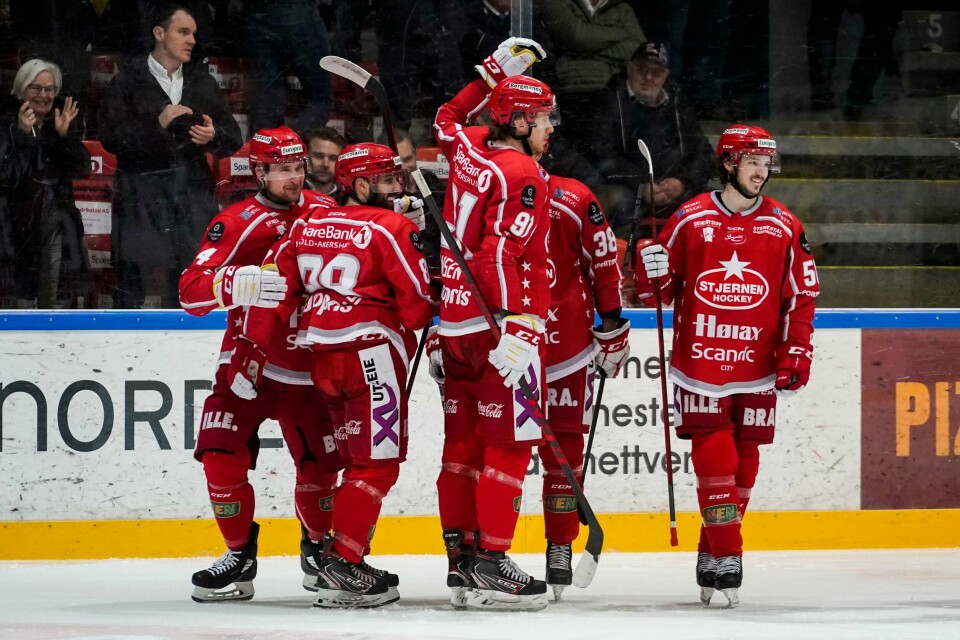 Stjernen-spillerne har fått en ny hovedtrener på plass Stjernen-spillerne har fått en ny hovedtrener på plass. Foto: Håkon Mosvold Larsen / NTB