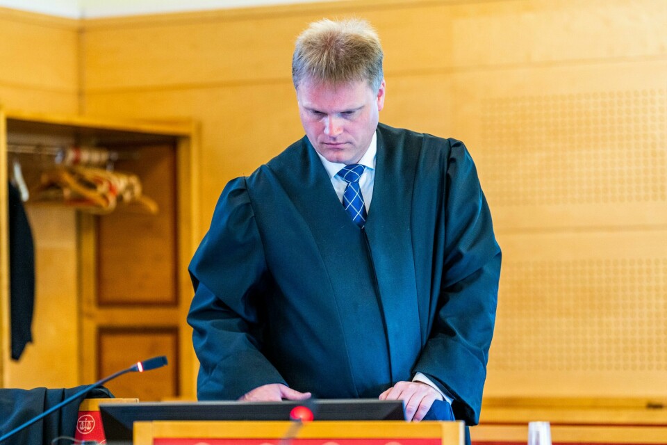Advokat Haakon Fredrik Borgen under rettssaken mot Espen Andersen Bråthen i tinghuset i Hokksund. 38-åringen er tiltalt for å ha drept fem personer og skadd en rekke andre i et angrep med pil og bue og kniv på Kongsberg 13. oktober 2021. Advokat Haakon Fredrik Borgen under rettssaken mot Espen Andersen Bråthen i tinghuset i Hokksund. 38-åringen er tiltalt for å ha drept fem personer og skadd en rekke andre i et angrep med pil og bue og kniv på Kongsberg 13. oktober 2021. Foto: Håkon Mosvold Larsen / NTB