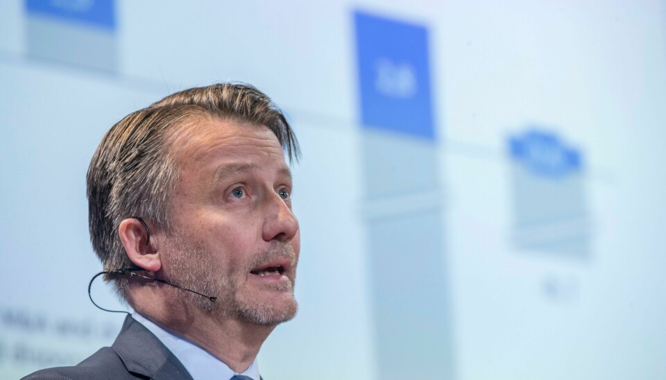 Jørgen C. Arentz Rostrup sier han sittet tre måneder i hotellkarantene i Singapore og andre land han har måttet være fysisk til stede. Det har ført til en høy skatteregning, som Telenor betaler. Jørgen C. Arentz Rostrup sier han sittet tre måneder i hotellkarantene i Singapore og andre land han har måttet være fysisk til stede. Det har ført til en høy skatteregning, som Telenor betaler. Foto: Terje Pedersen / NTB